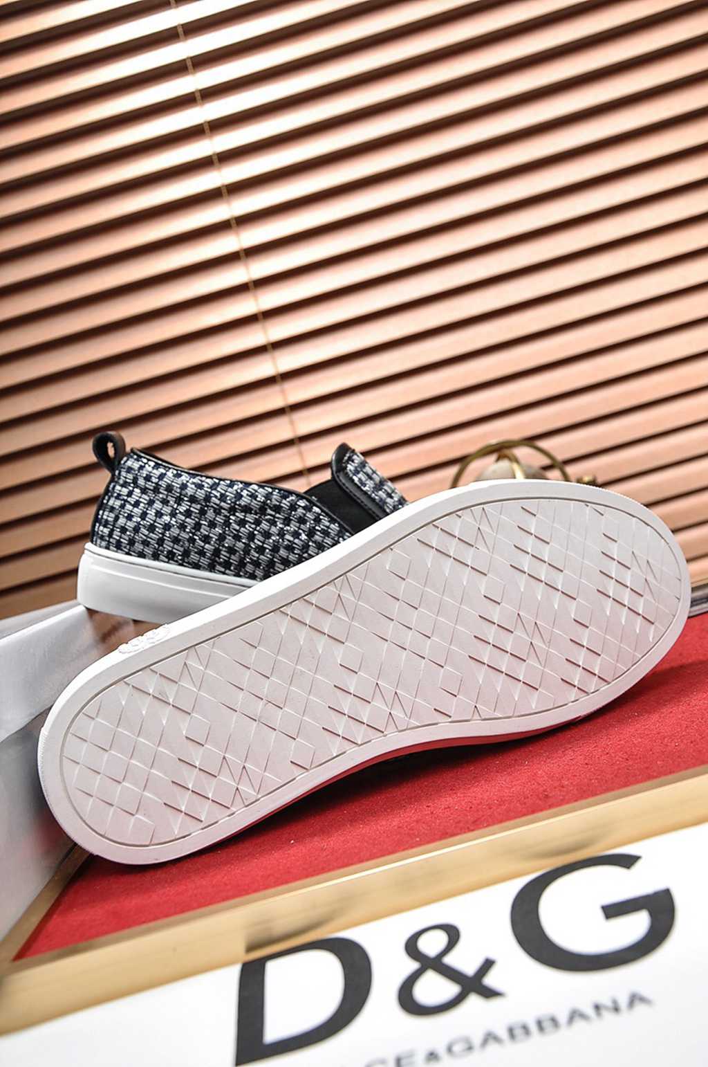 D*G sneaker
